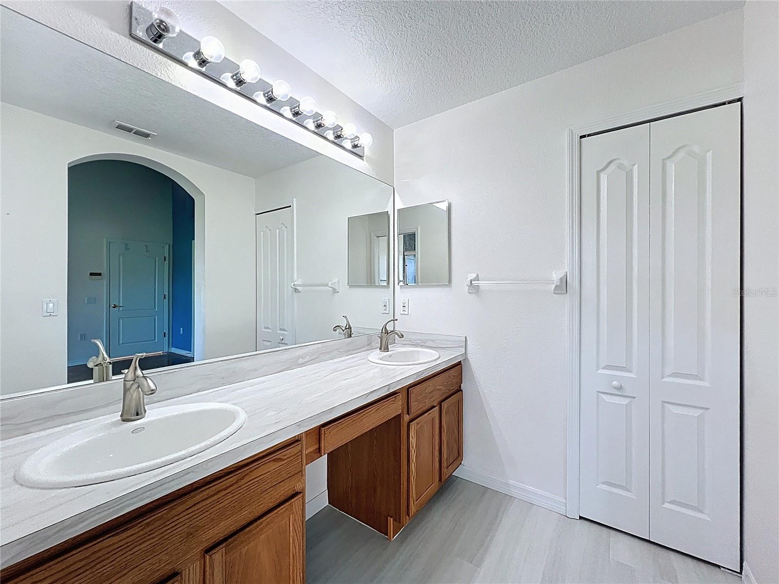11644 SPINDRIFT LOOP, HUDSON, FL — photo 27