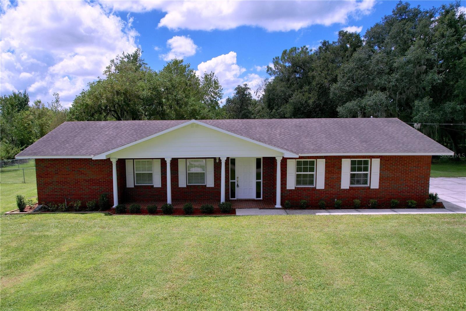 1405 KNIGHTS GRIFFIN RD, PLANT CITY, FL