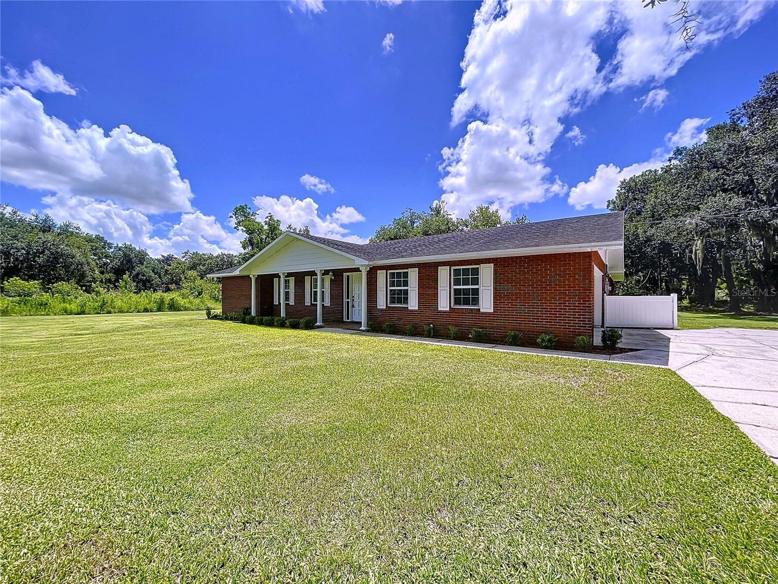 1405 KNIGHTS GRIFFIN RD, PLANT CITY, FL — photo 9