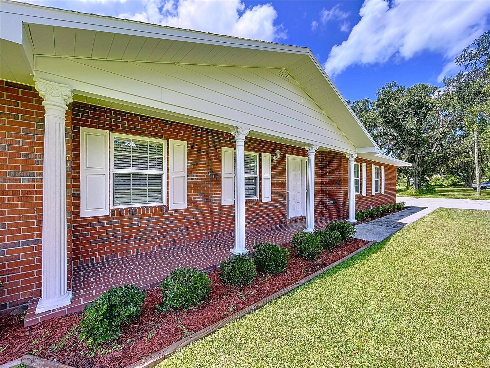 1405 KNIGHTS GRIFFIN RD, PLANT CITY, FL — photo 11