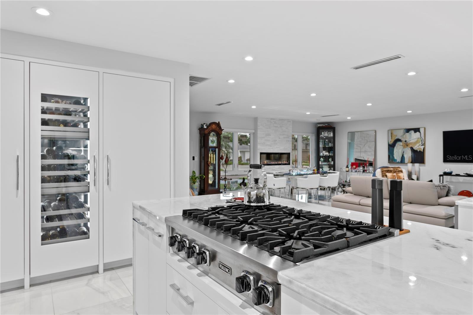 4001 48TH AVE S, ST PETERSBURG, FL — photo 6