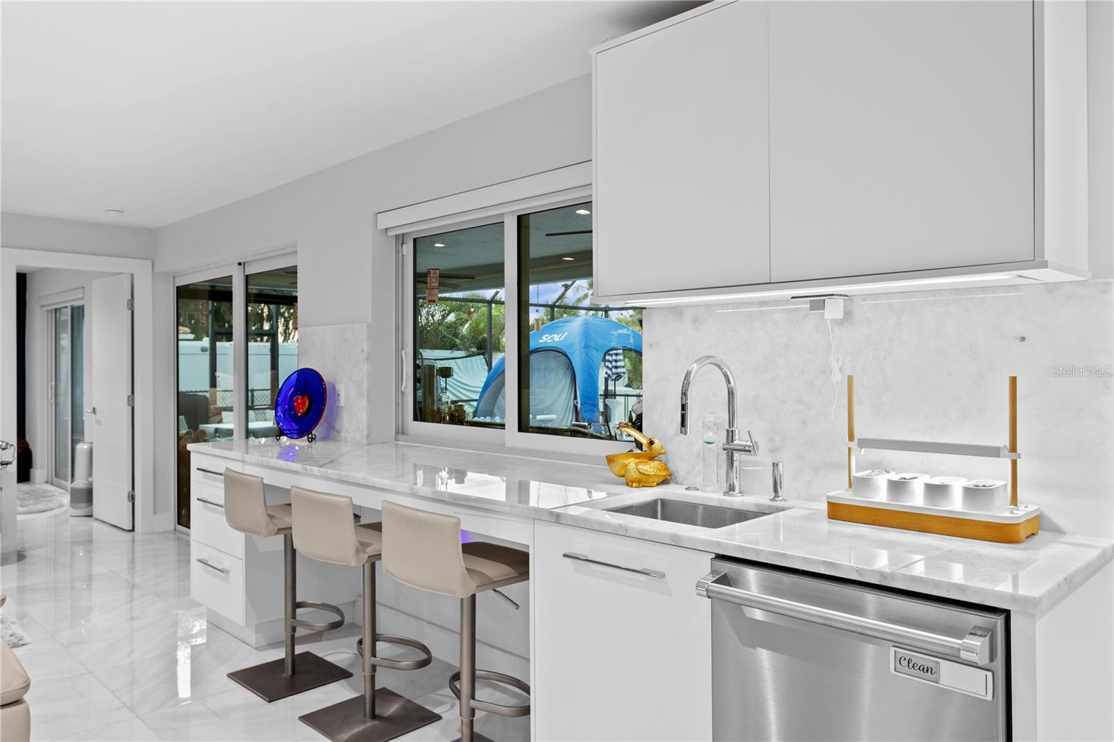 4001 48TH AVE S, ST PETERSBURG, FL — photo 16