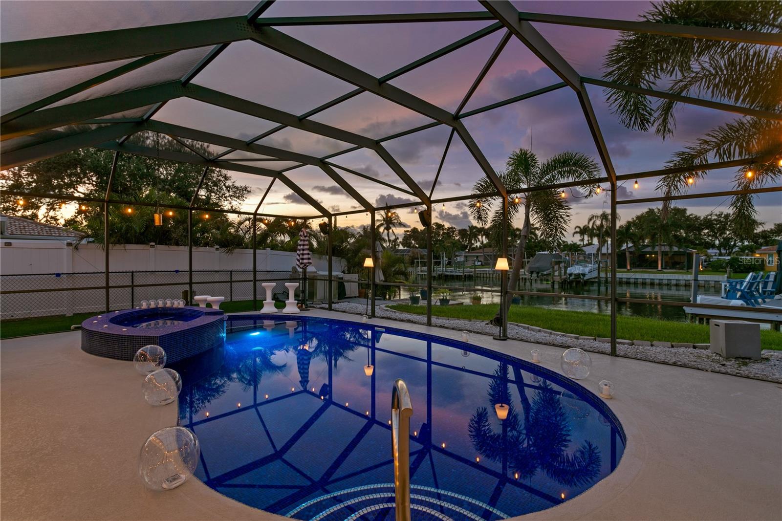 4001 48TH AVE S, ST PETERSBURG, FL — photo 29