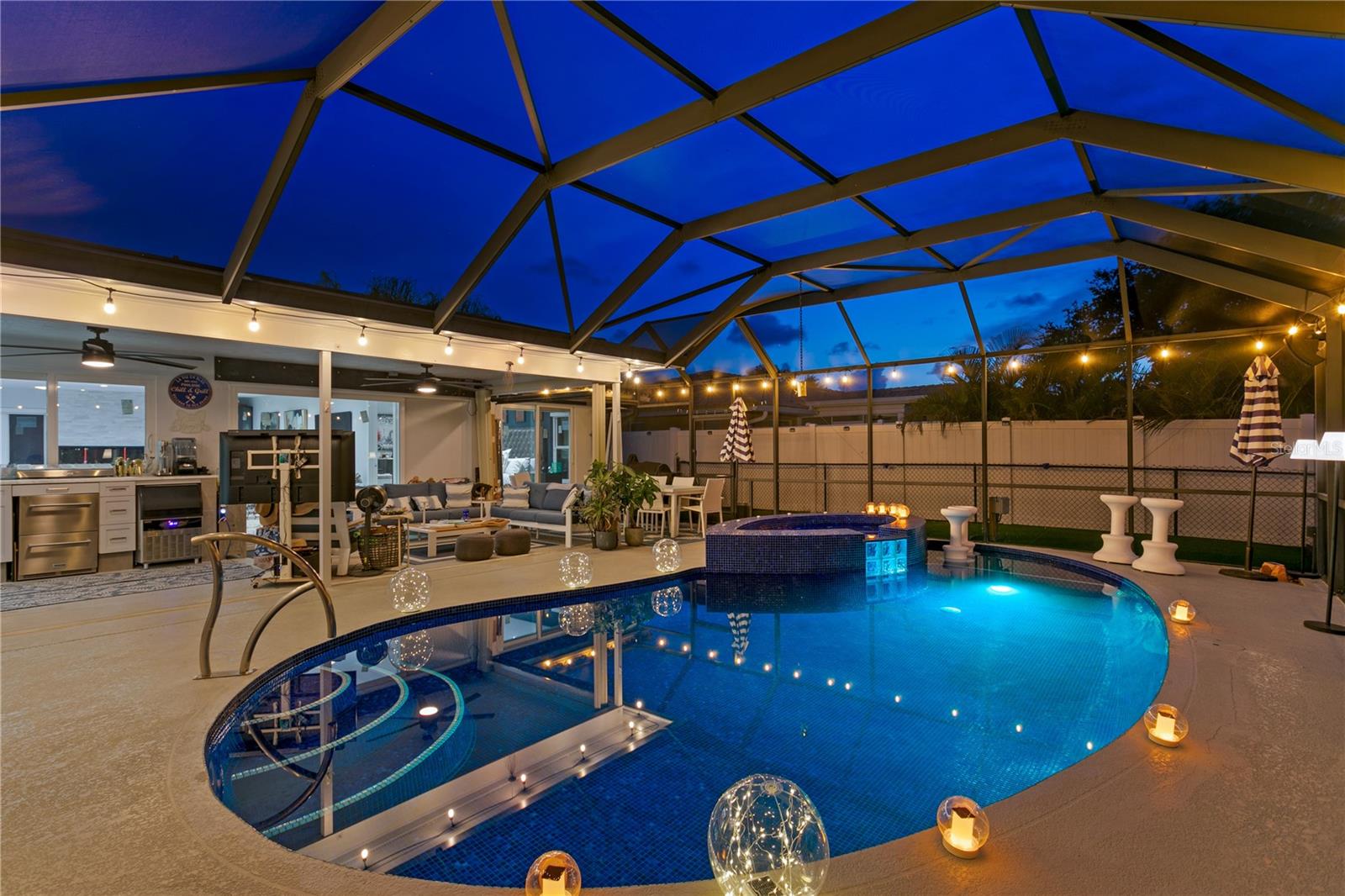 4001 48TH AVE S, ST PETERSBURG, FL — photo 30