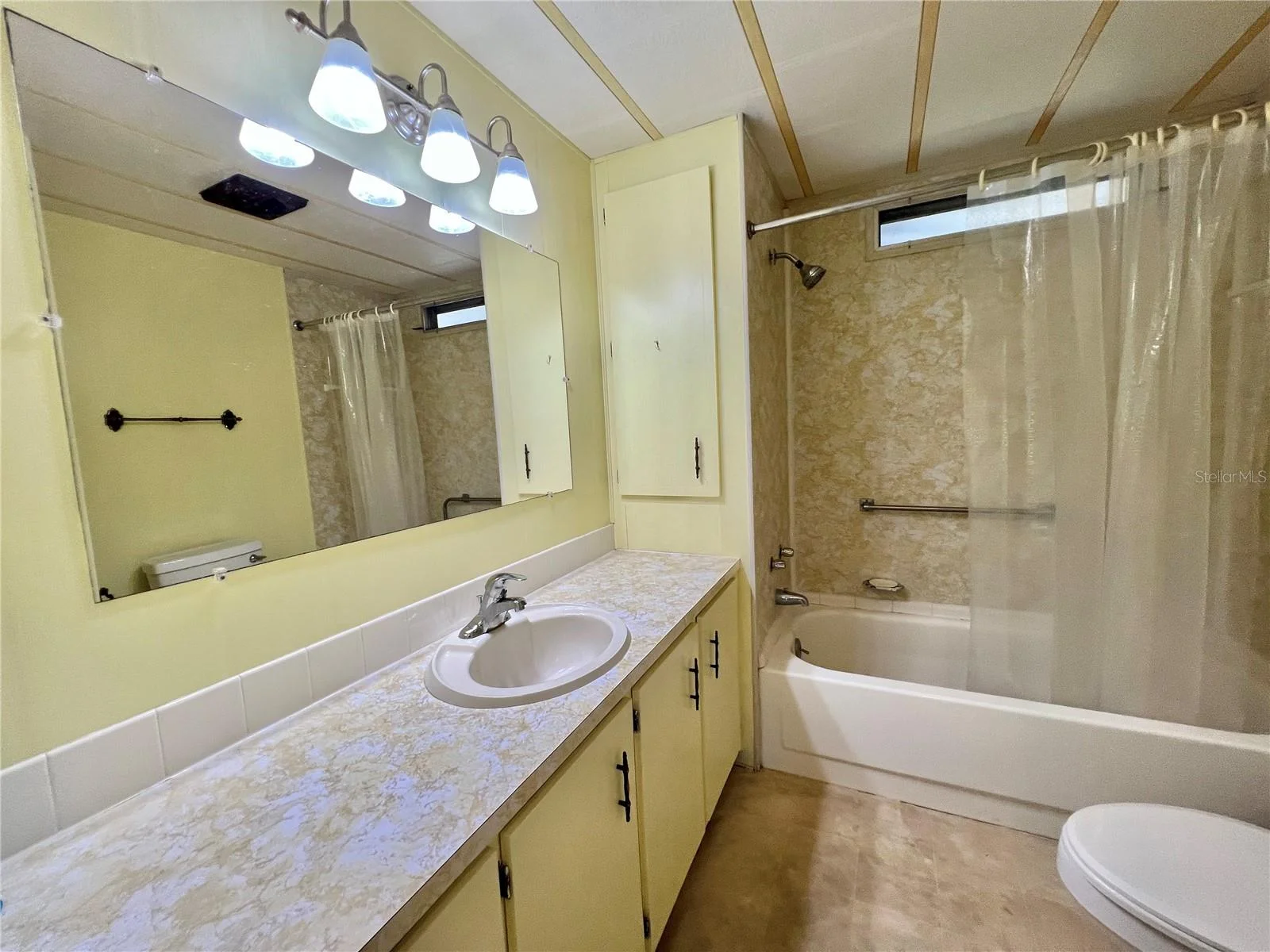 203 ASPEN CIR, LEESBURG, FL — photo 88