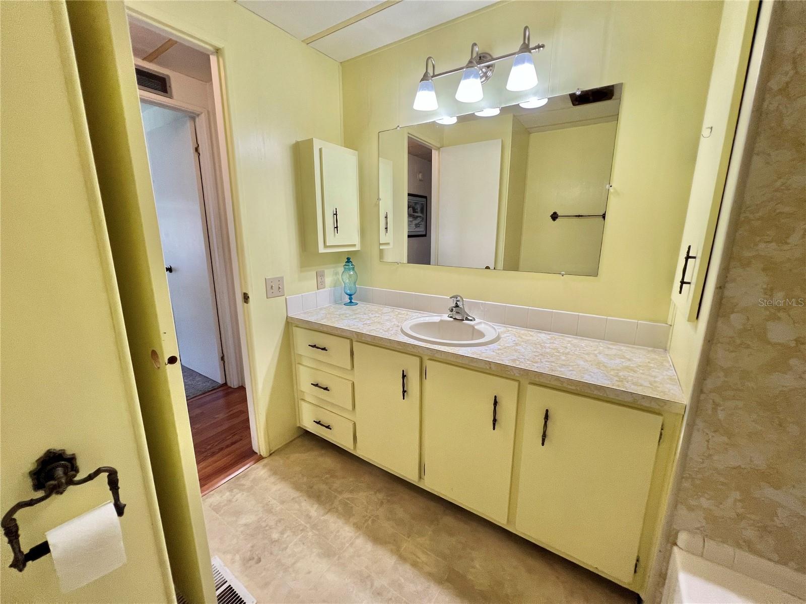 203 ASPEN CIR, LEESBURG, FL — photo 91