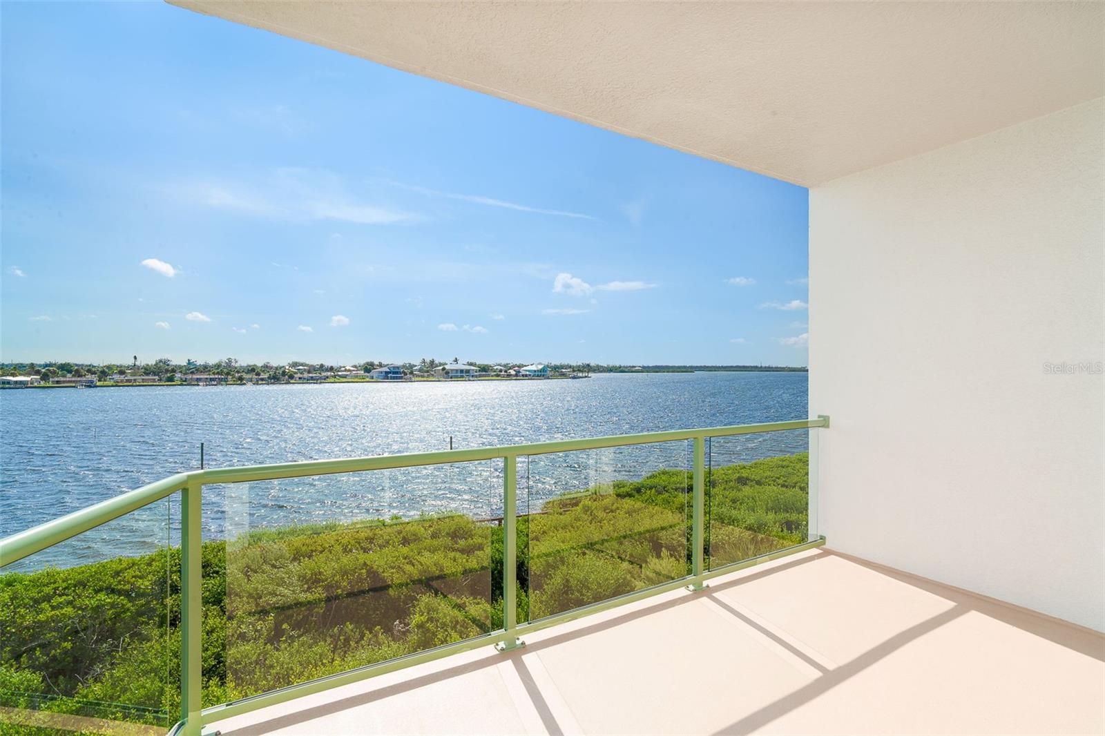 1375 BEACH RD #210, ENGLEWOOD, FL — photo 2