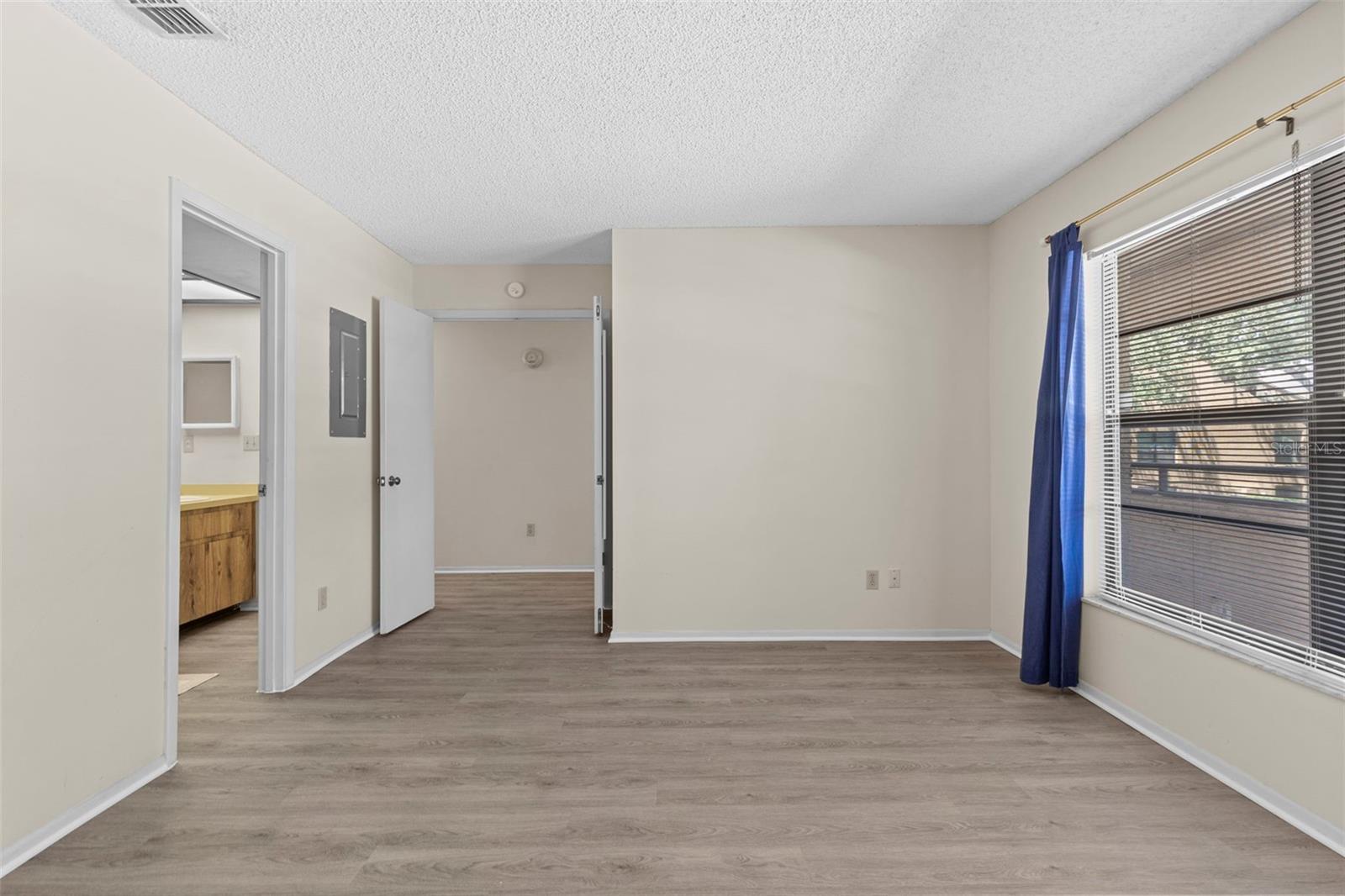 7832 NIAGARA AVE #323, TAMPA, FL — photo 21