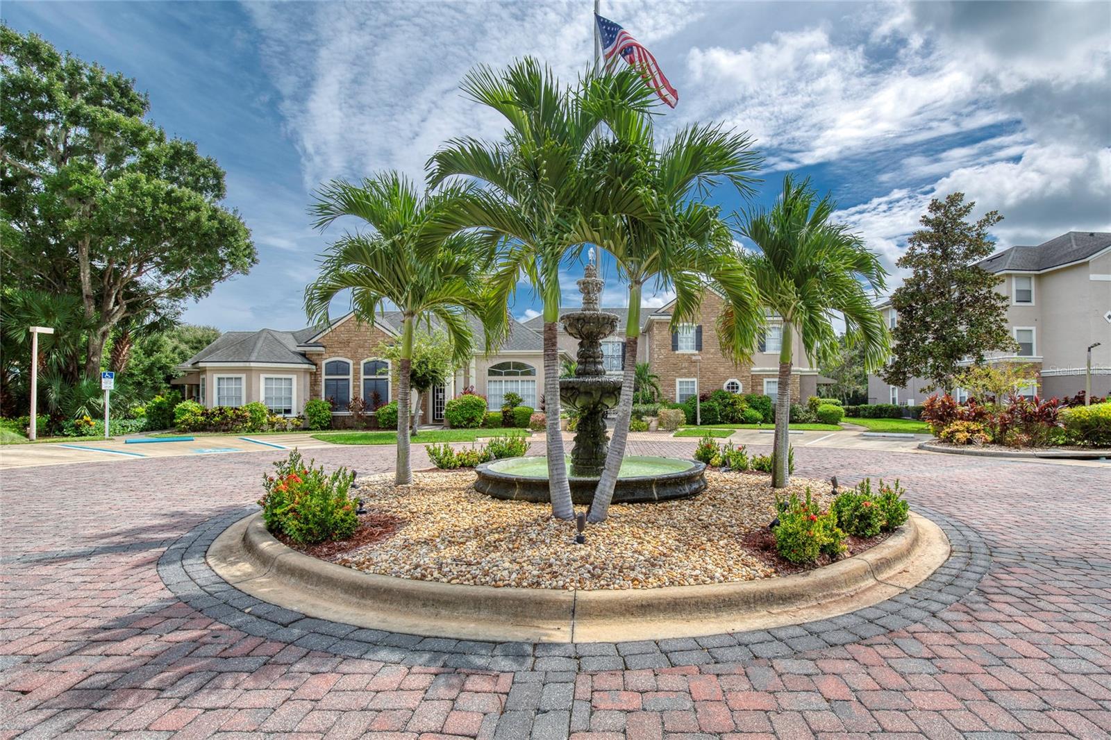 940 VILLAGE TRL #2-207, PORT ORANGE, FL