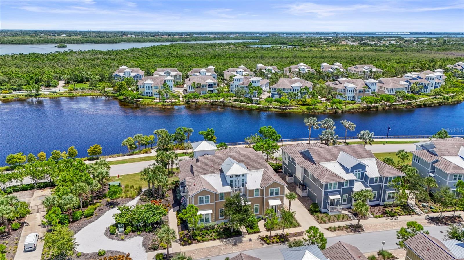 303 COMPASS POINT DR #101, BRADENTON, FL