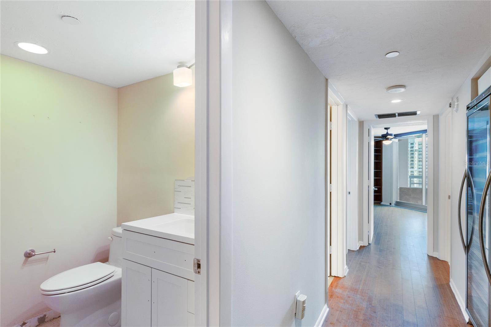 988 BLVD OF THE ARTS #1209, SARASOTA, FL — photo 21