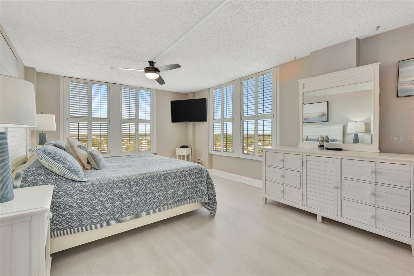 1575 OCEAN SHORE BLVD #J010, ORMOND BEACH, FL — photo 3