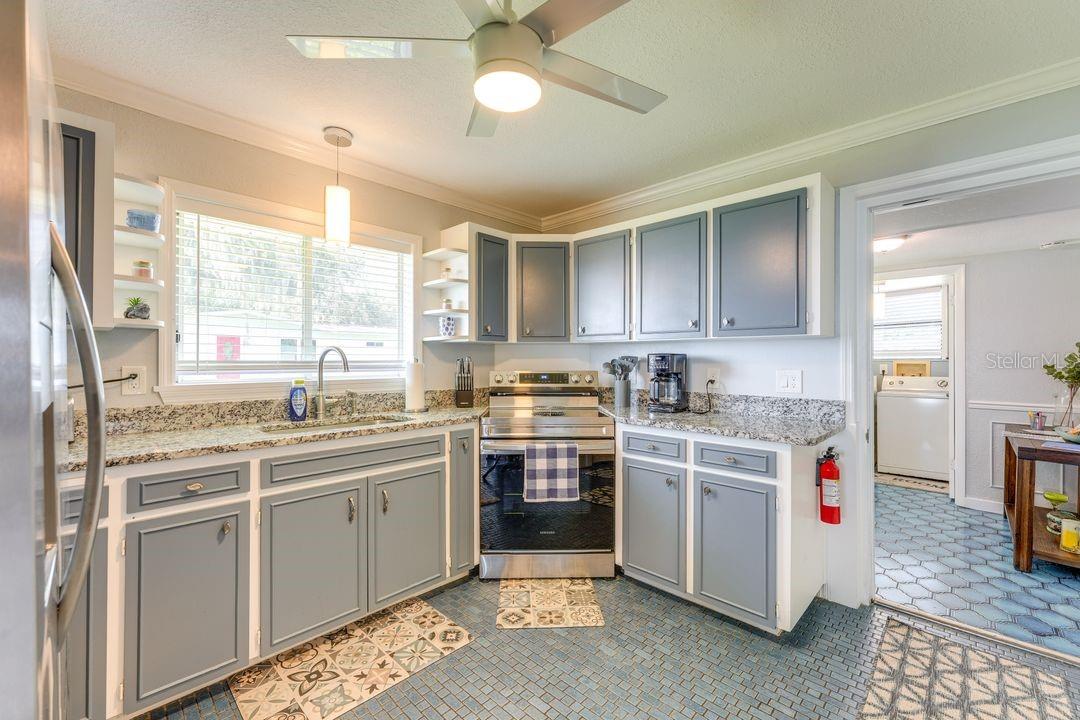 900 N HARBOR TERRACE, TAVARES, FL — photo 29