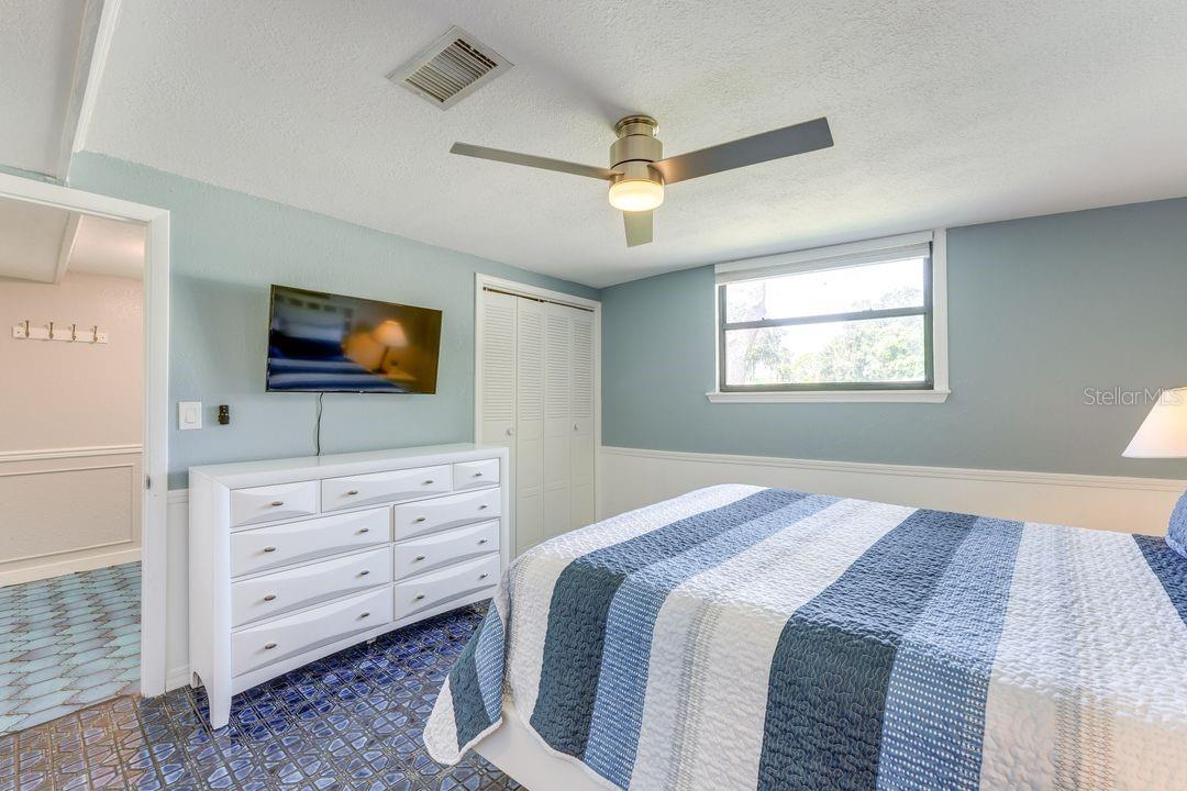 900 N HARBOR TERRACE, TAVARES, FL — photo 36