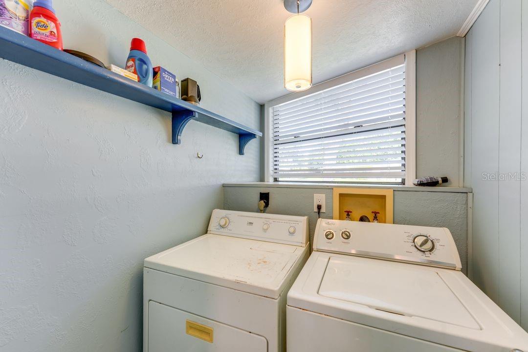900 N HARBOR TERRACE, TAVARES, FL — photo 43