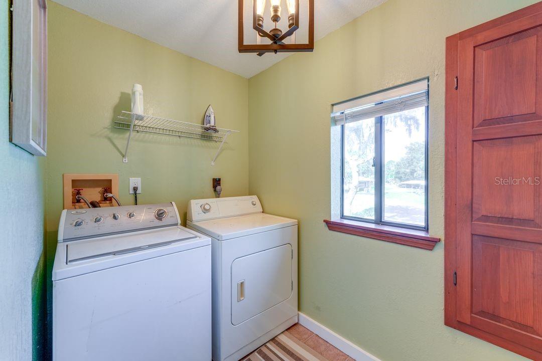 900 N HARBOR TERRACE, TAVARES, FL — photo 74