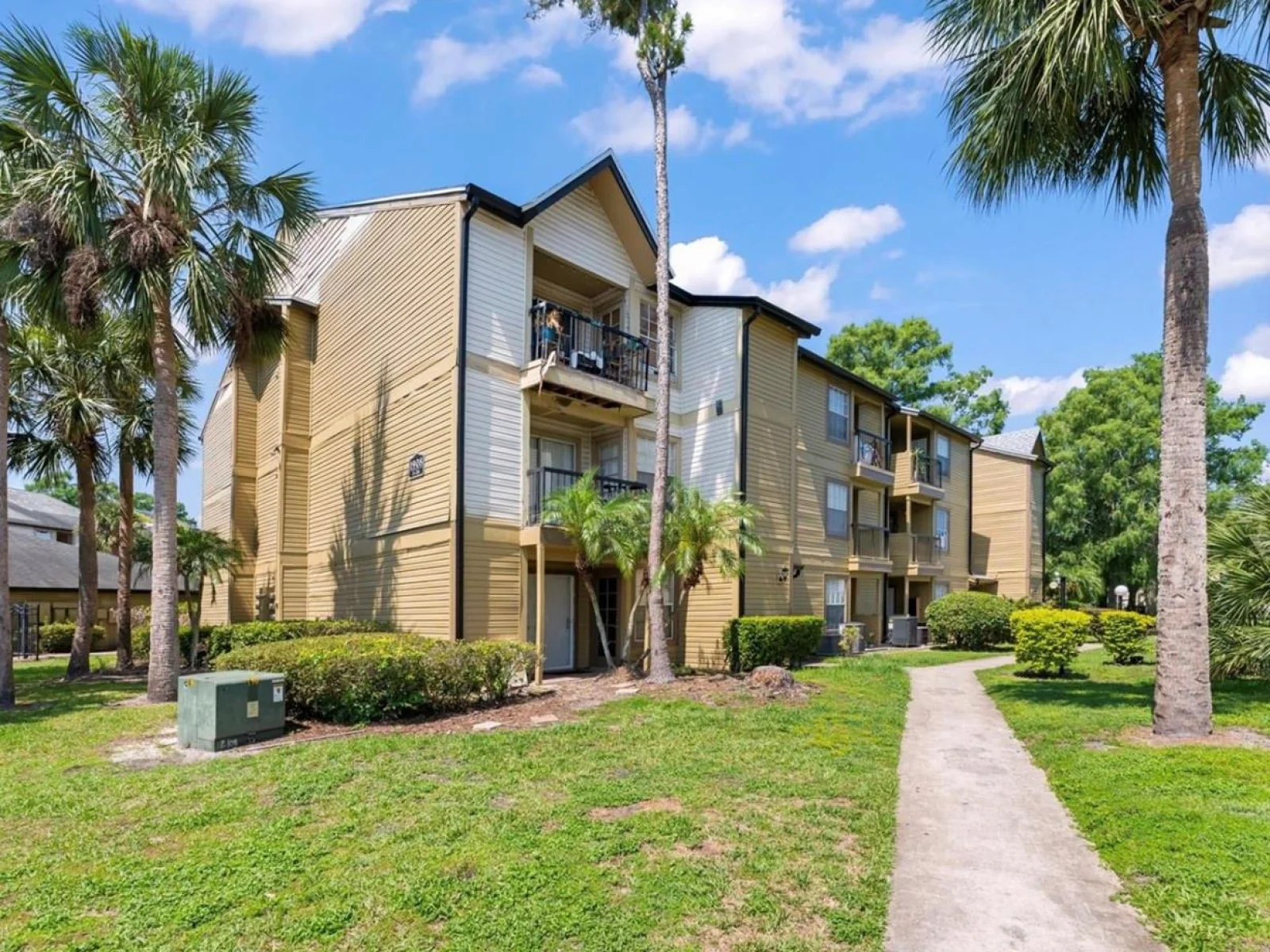 1908 LAKE ATRIUMS CIR #3, ORLANDO, FL — photo 1