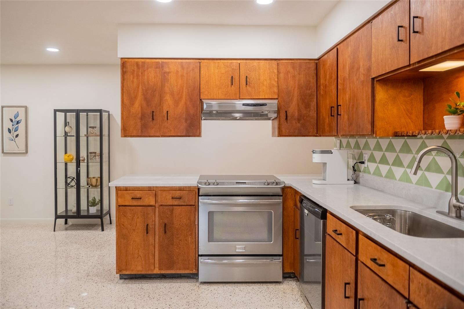 725 S WILSON AVE, LAKELAND, FL — photo 6