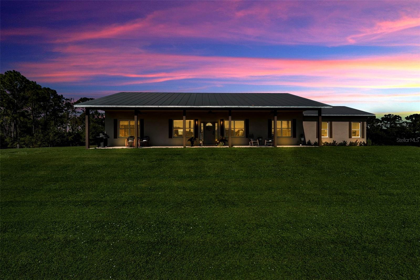 99 TRADER RD, LABELLE, FL