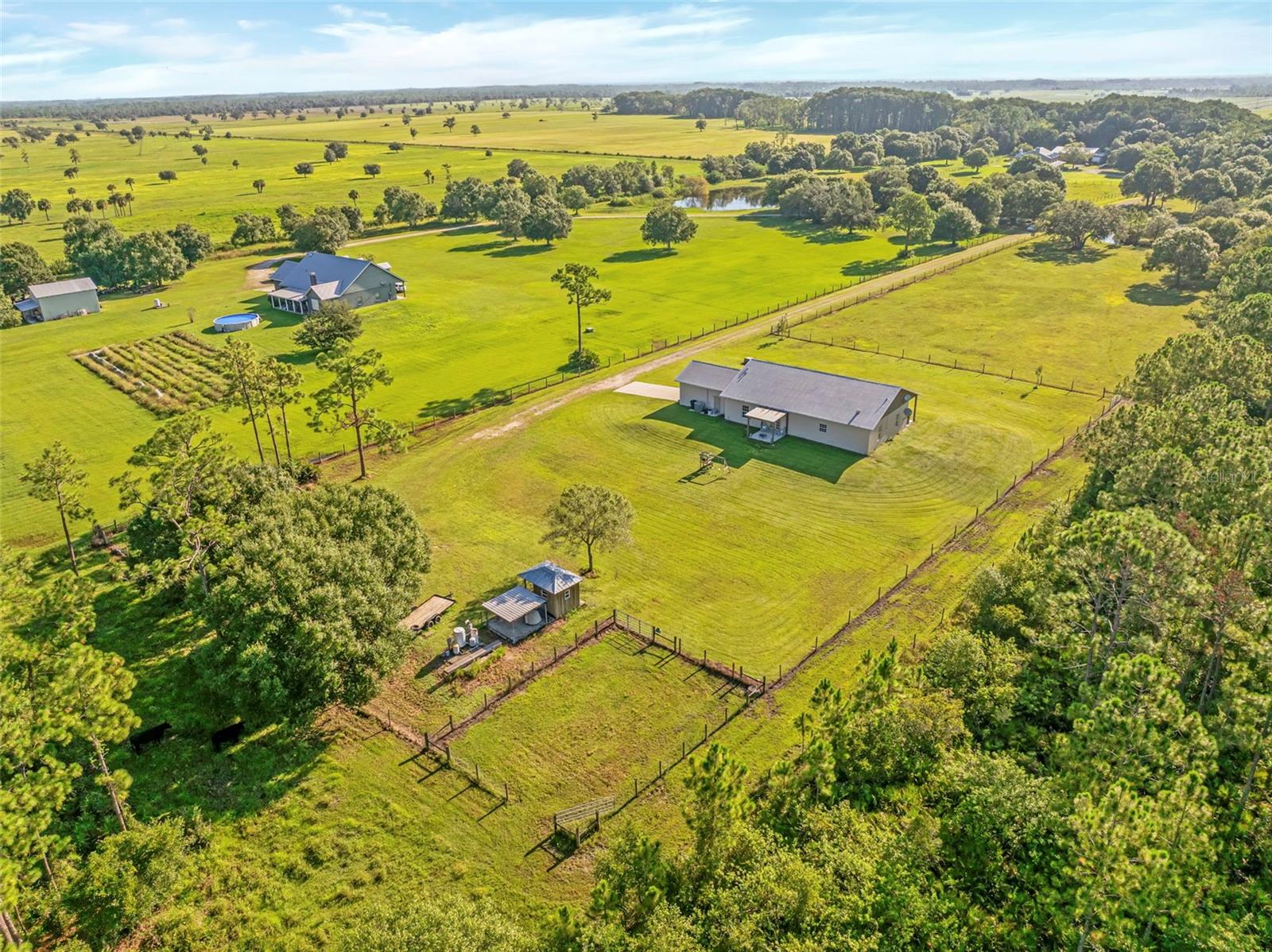 99 TRADER RD, LABELLE, FL — photo 4