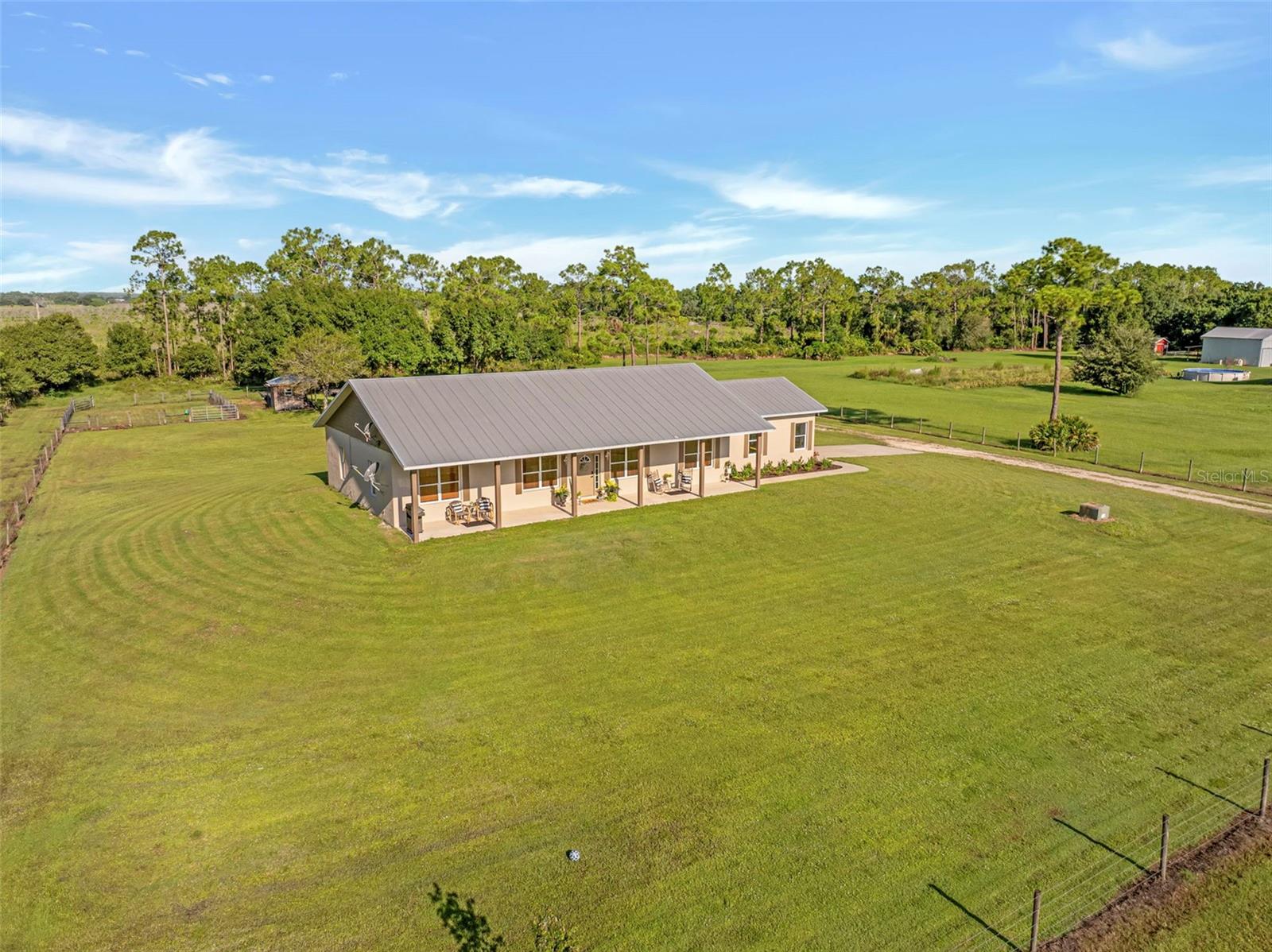 99 TRADER RD, LABELLE, FL — photo 11