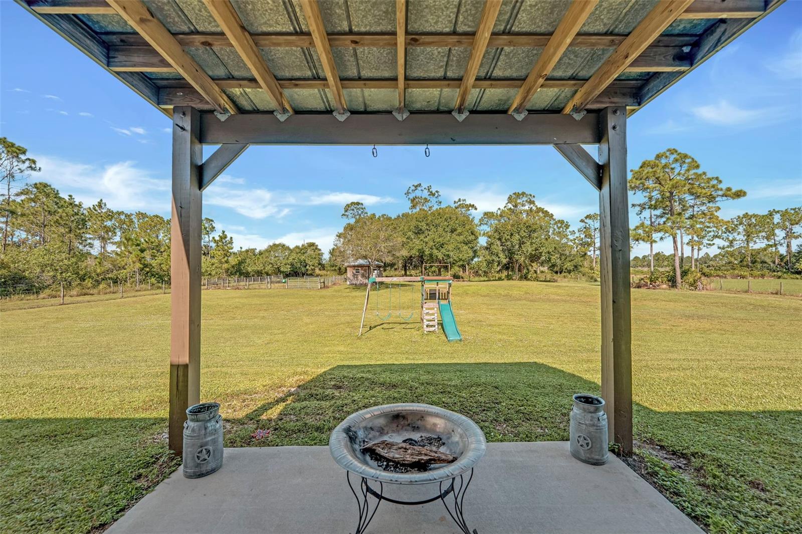 99 TRADER RD, LABELLE, FL — photo 30