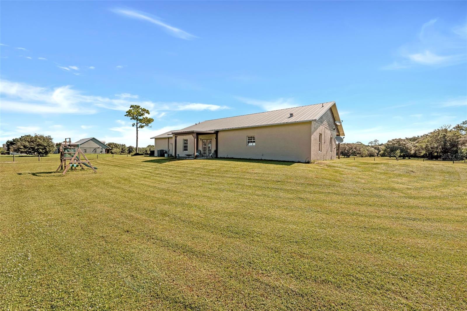 99 TRADER RD, LABELLE, FL — photo 44
