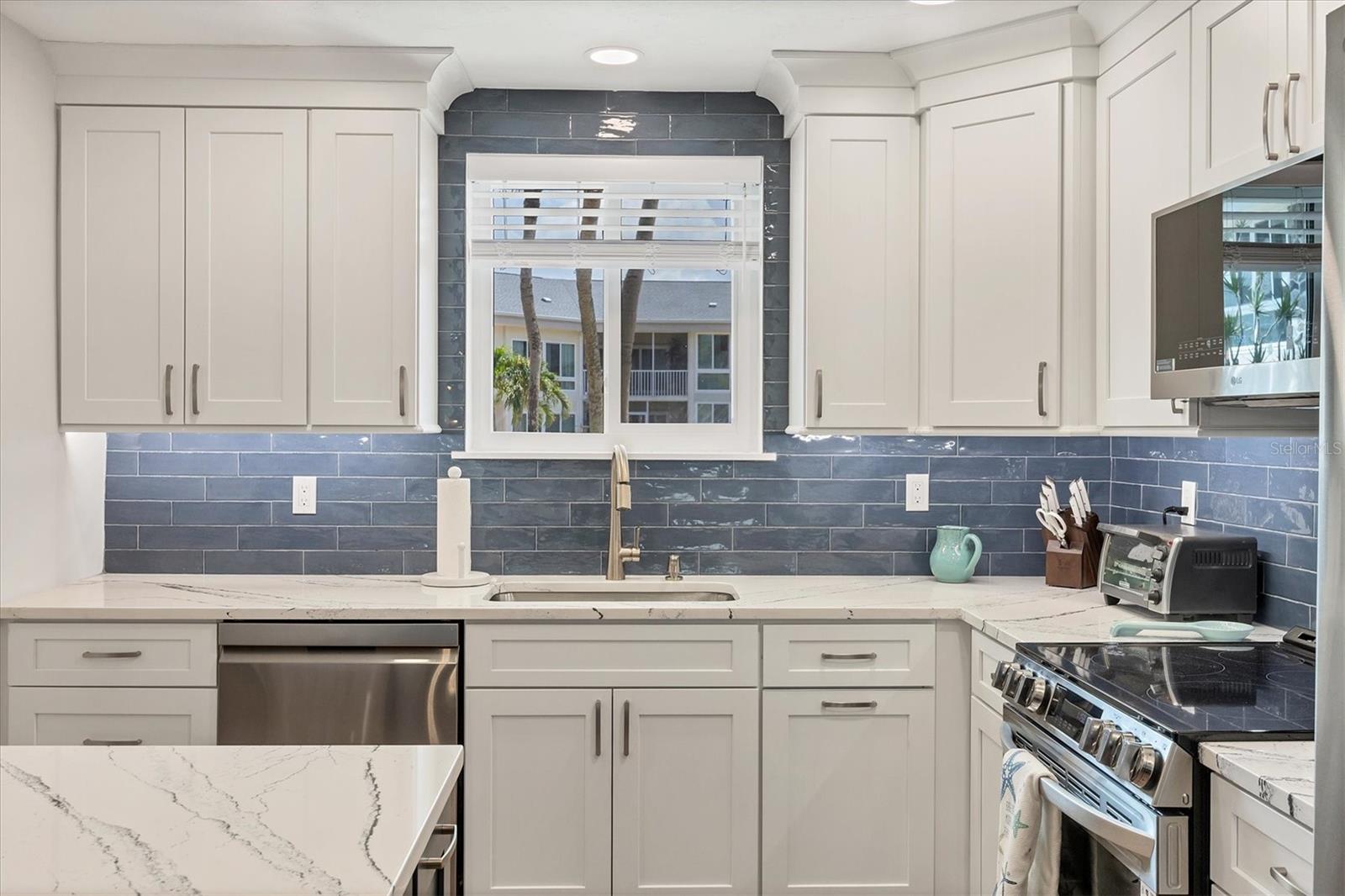 500 S WASHINGTON DR #11A, SARASOTA, FL — photo 20