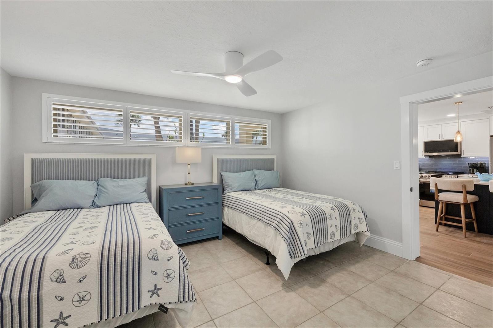 500 S WASHINGTON DR #11A, SARASOTA, FL — photo 40