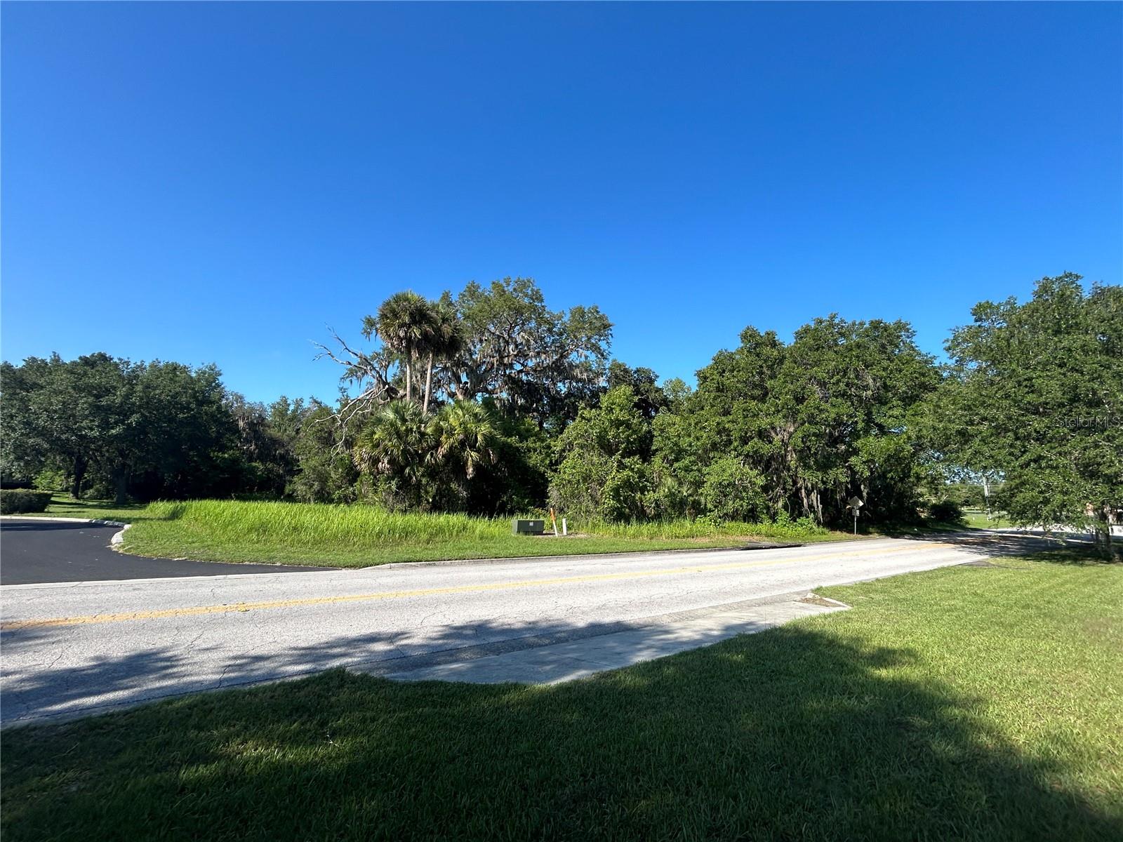 1881 SE 30TH AVE, OCALA, FL — photo 2