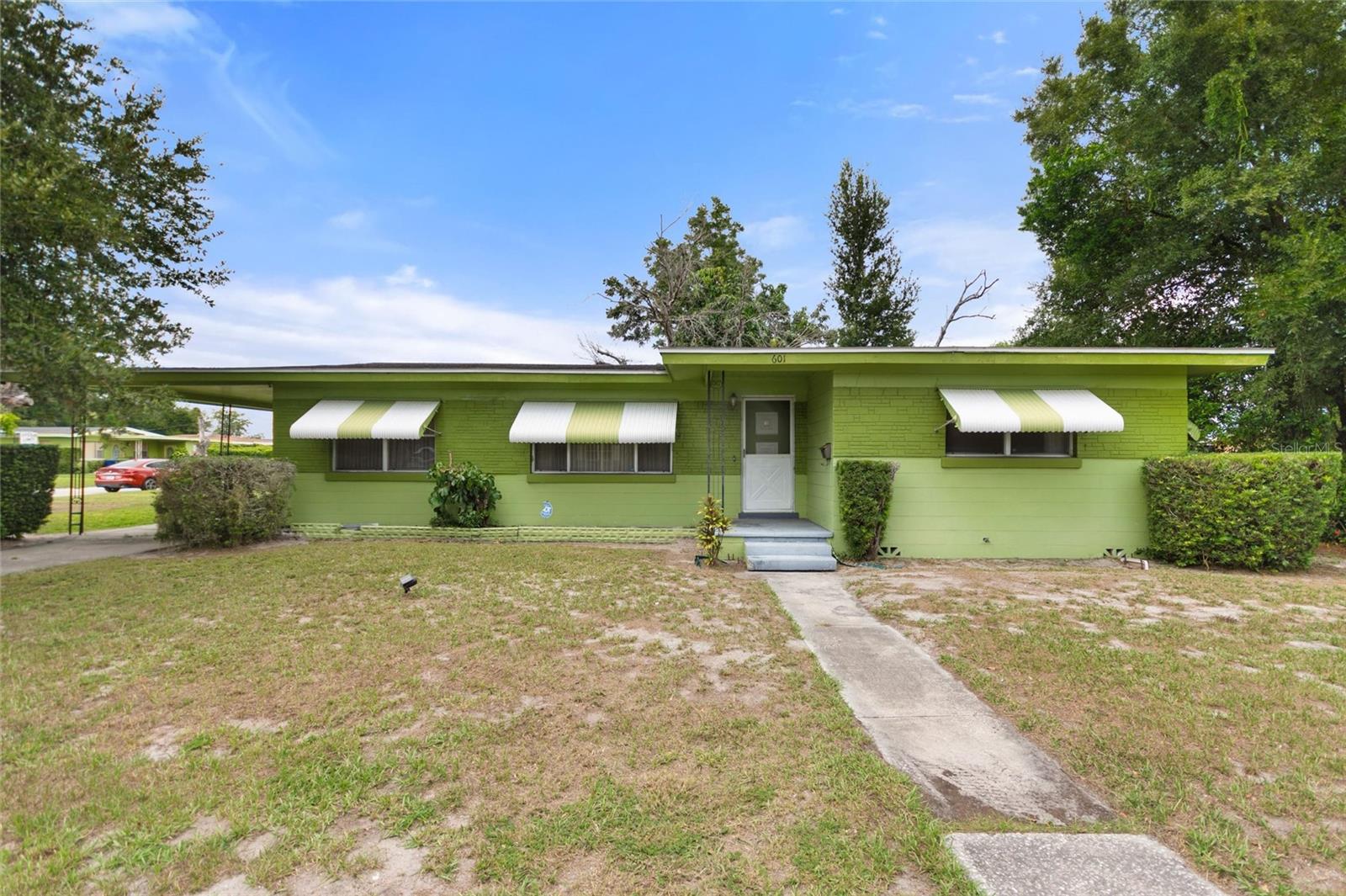 601 AVENUE U NE, WINTER HAVEN, FL — photo 2