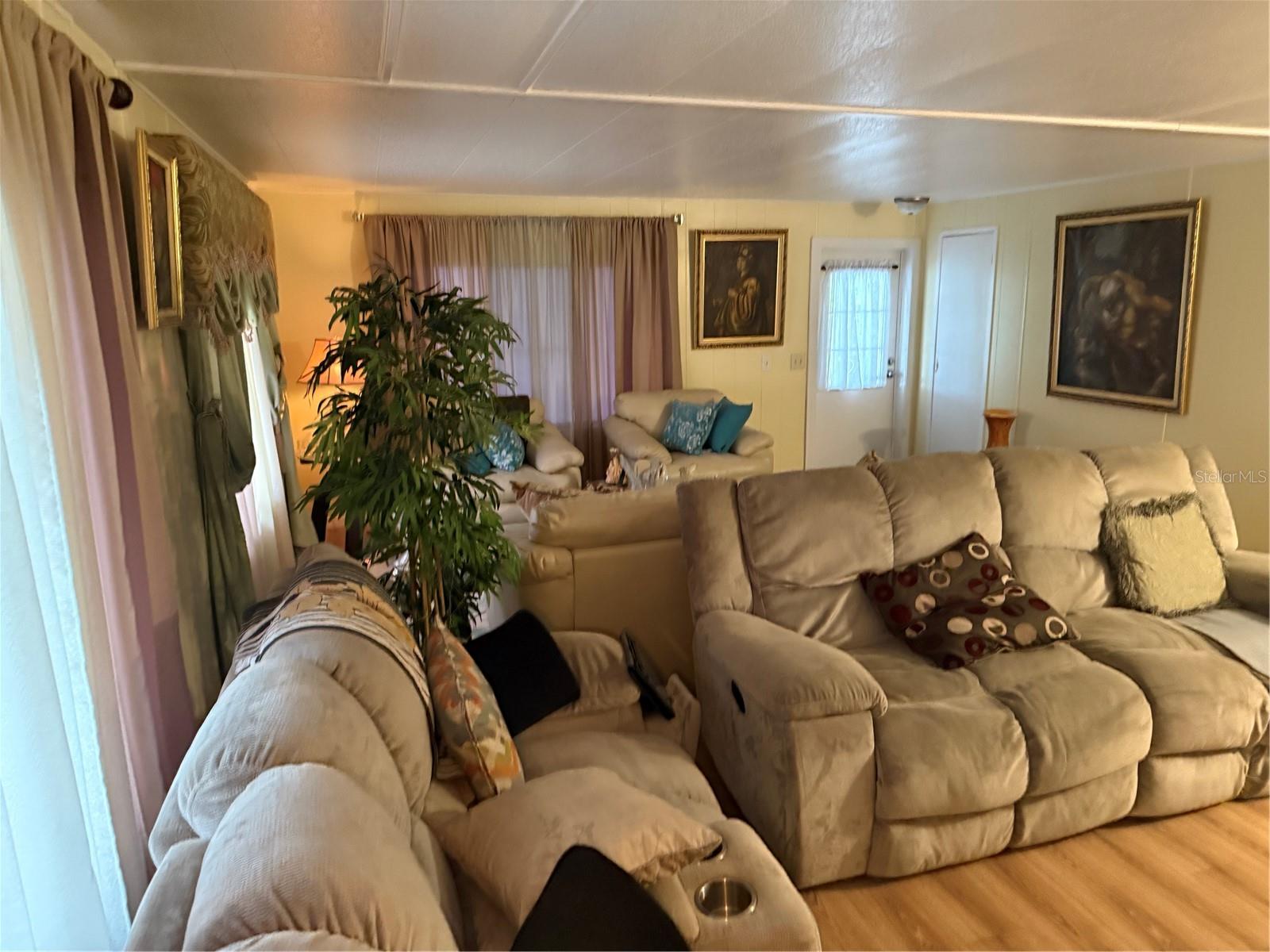 8869 HIGHPOINT BLVD, BROOKSVILLE, FL — photo 3