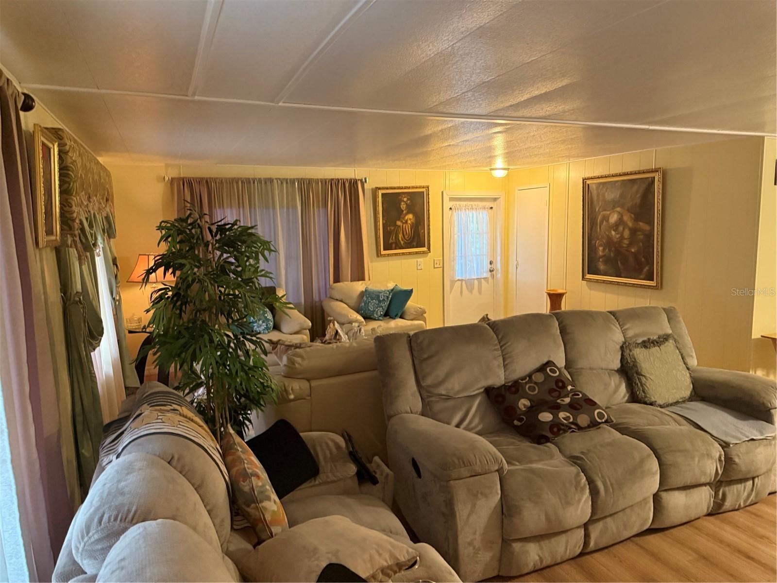 8869 HIGHPOINT BLVD, BROOKSVILLE, FL — photo 5