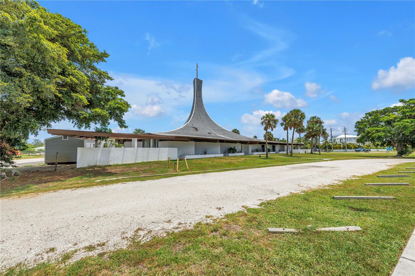 6608 MARINA DR, HOLMES BEACH, FL — photo 4