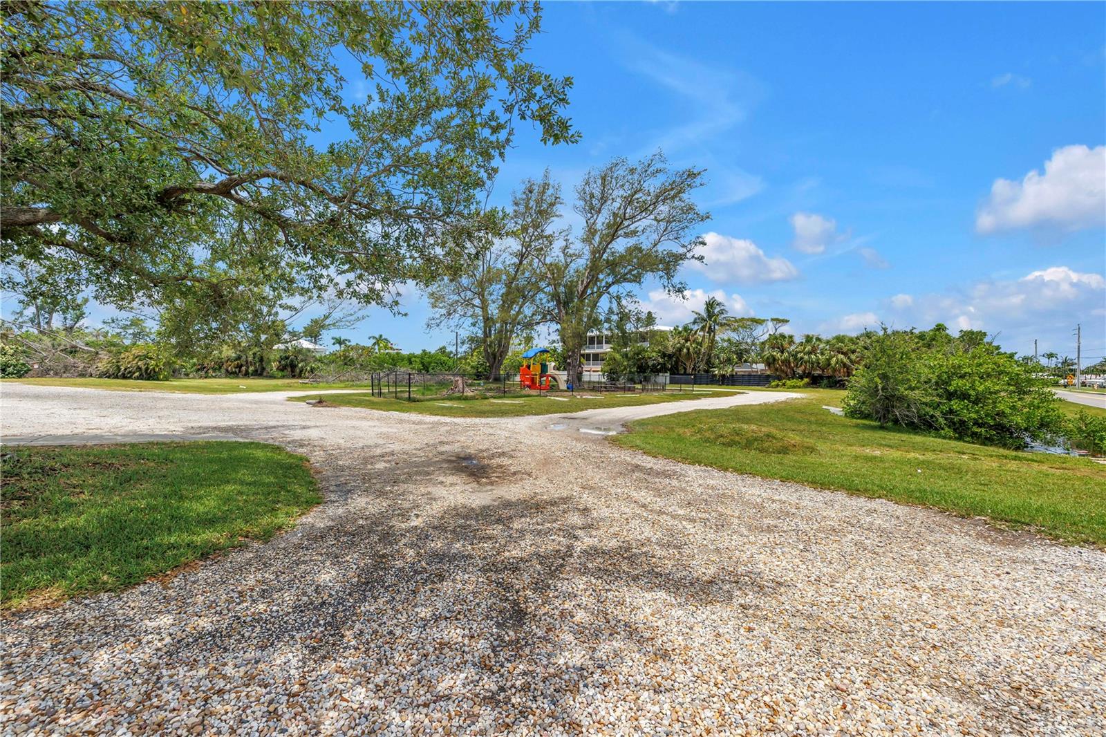 6608 MARINA DR, HOLMES BEACH, FL — photo 8