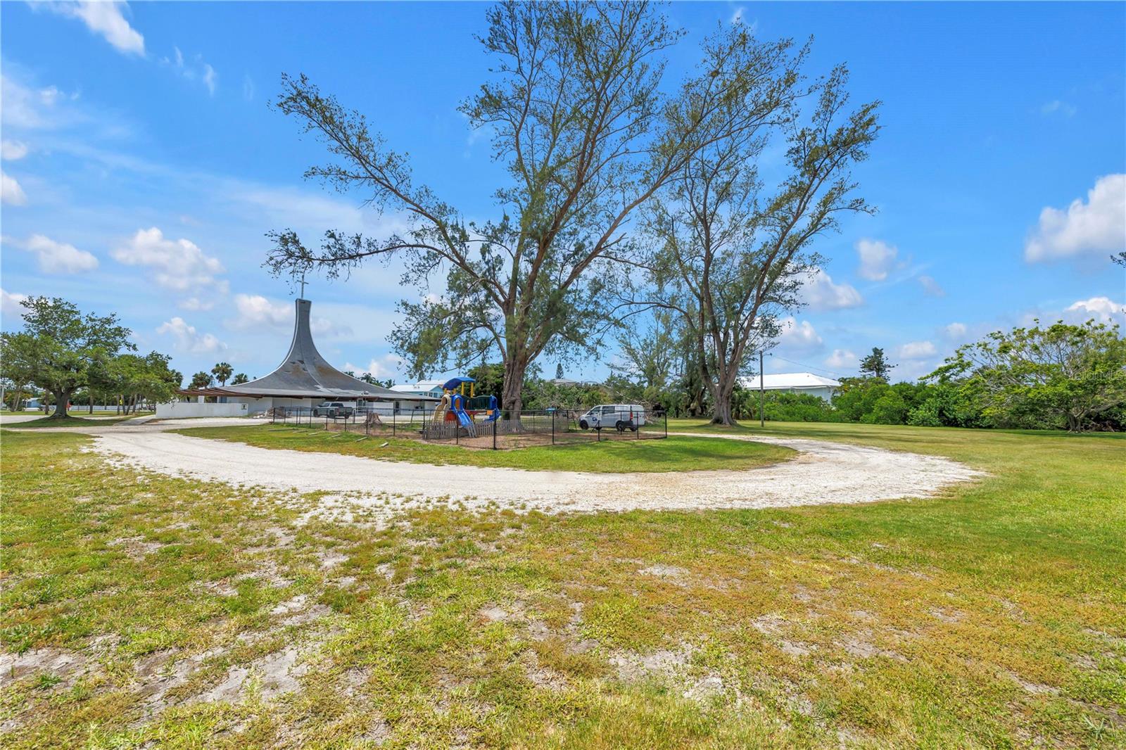 6608 MARINA DR, HOLMES BEACH, FL — photo 9