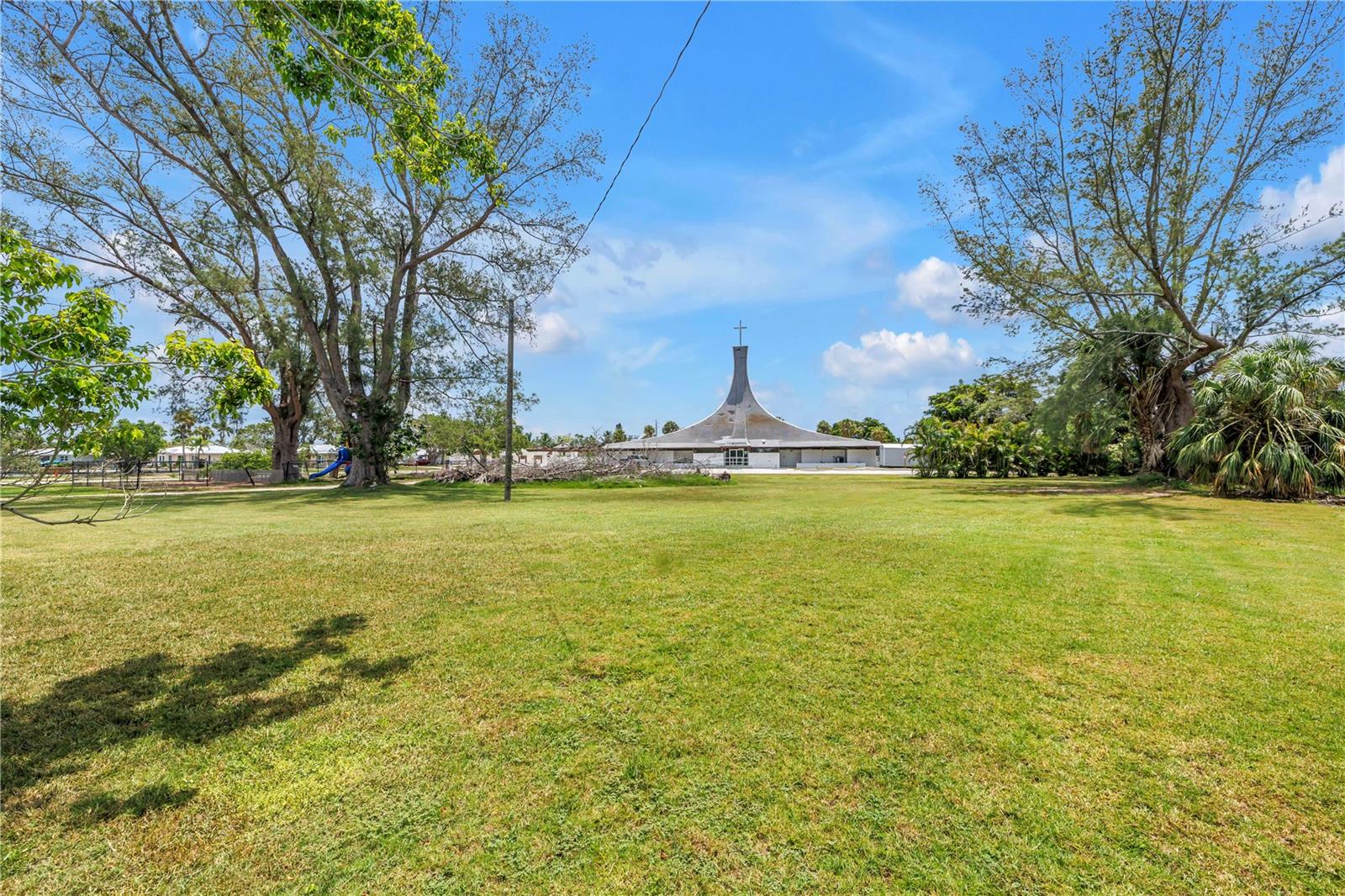 6608 MARINA DR, HOLMES BEACH, FL — photo 13