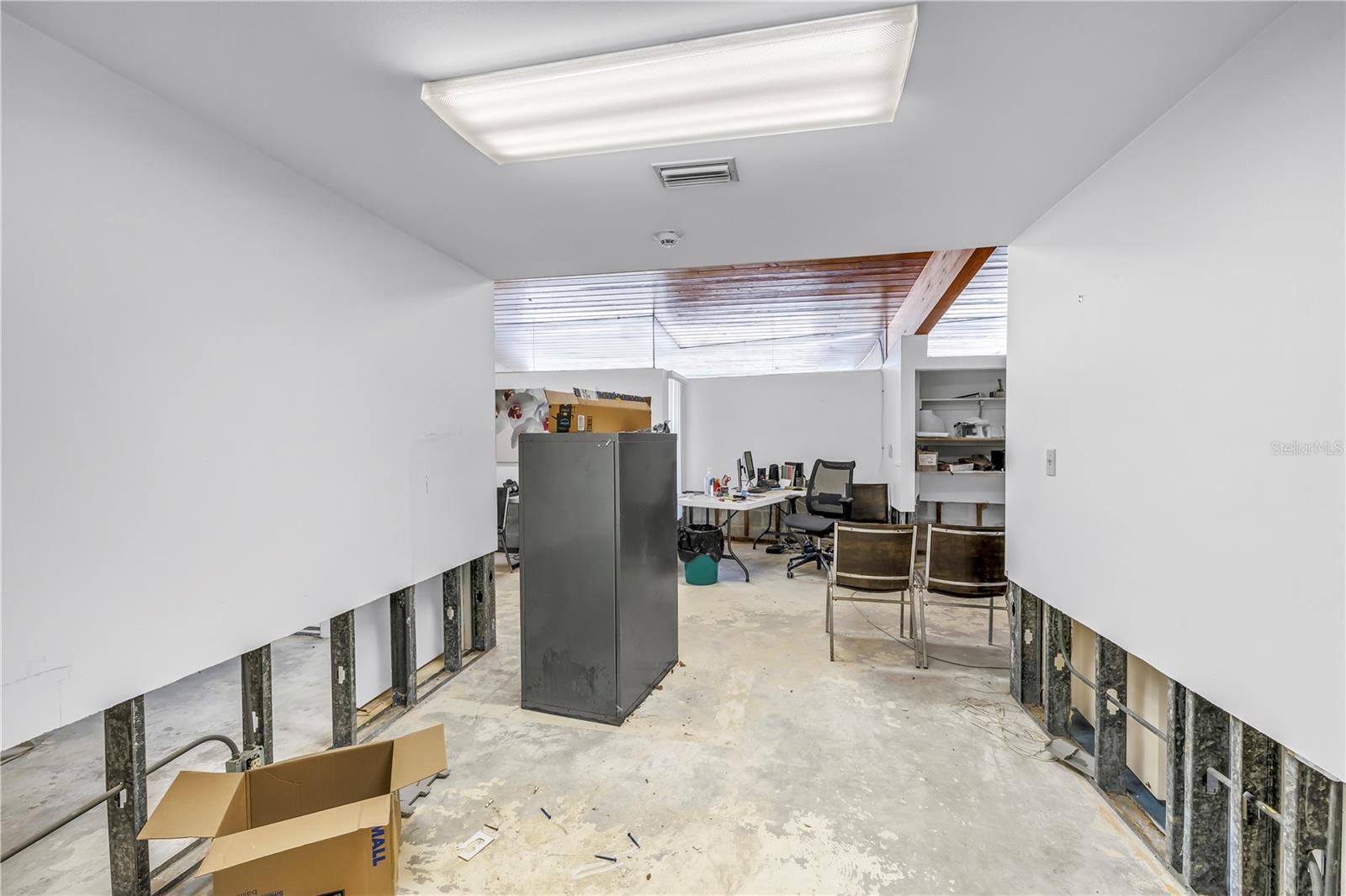 6608 MARINA DR, HOLMES BEACH, FL — photo 36