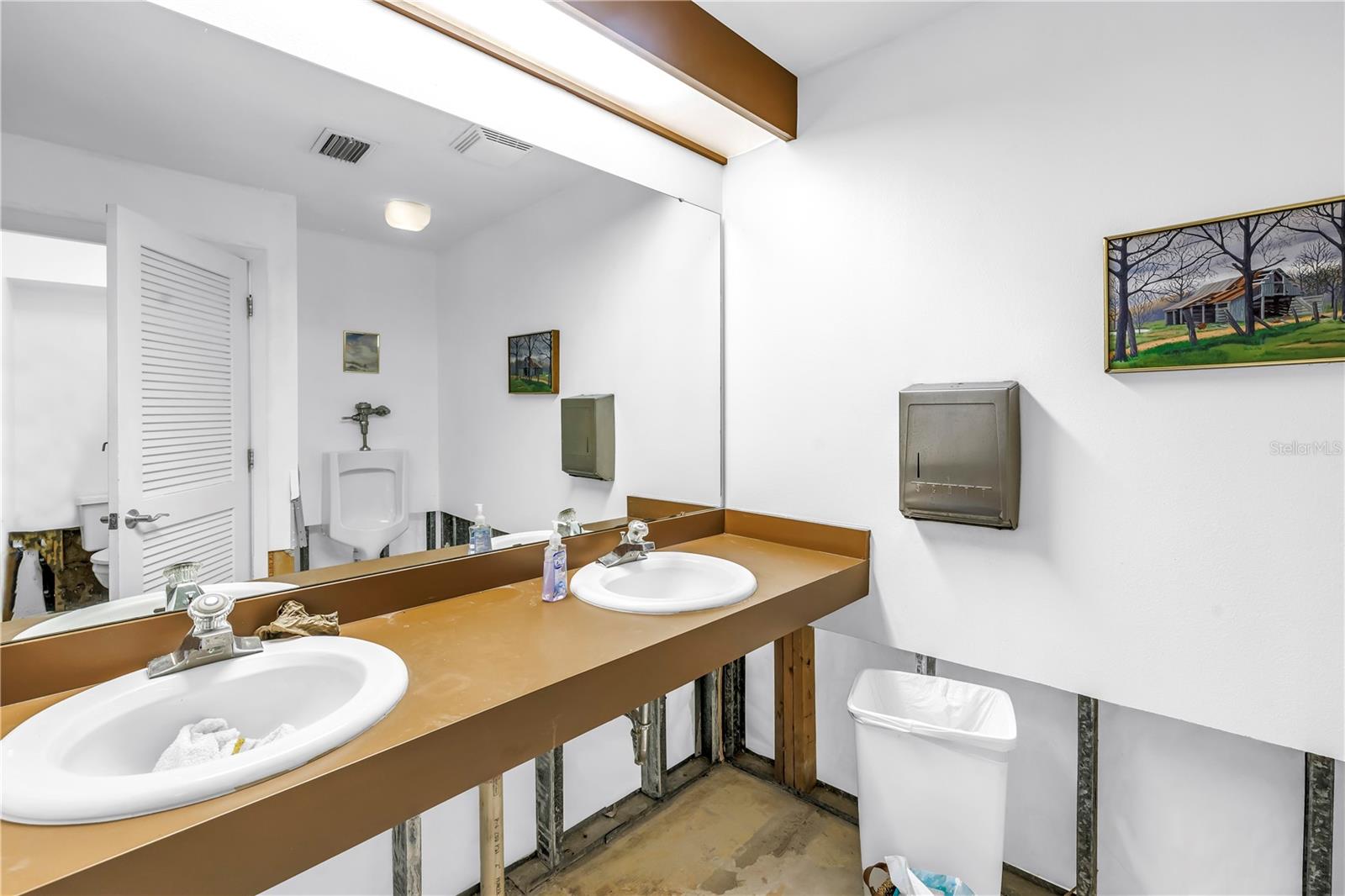 6608 MARINA DR, HOLMES BEACH, FL — photo 40