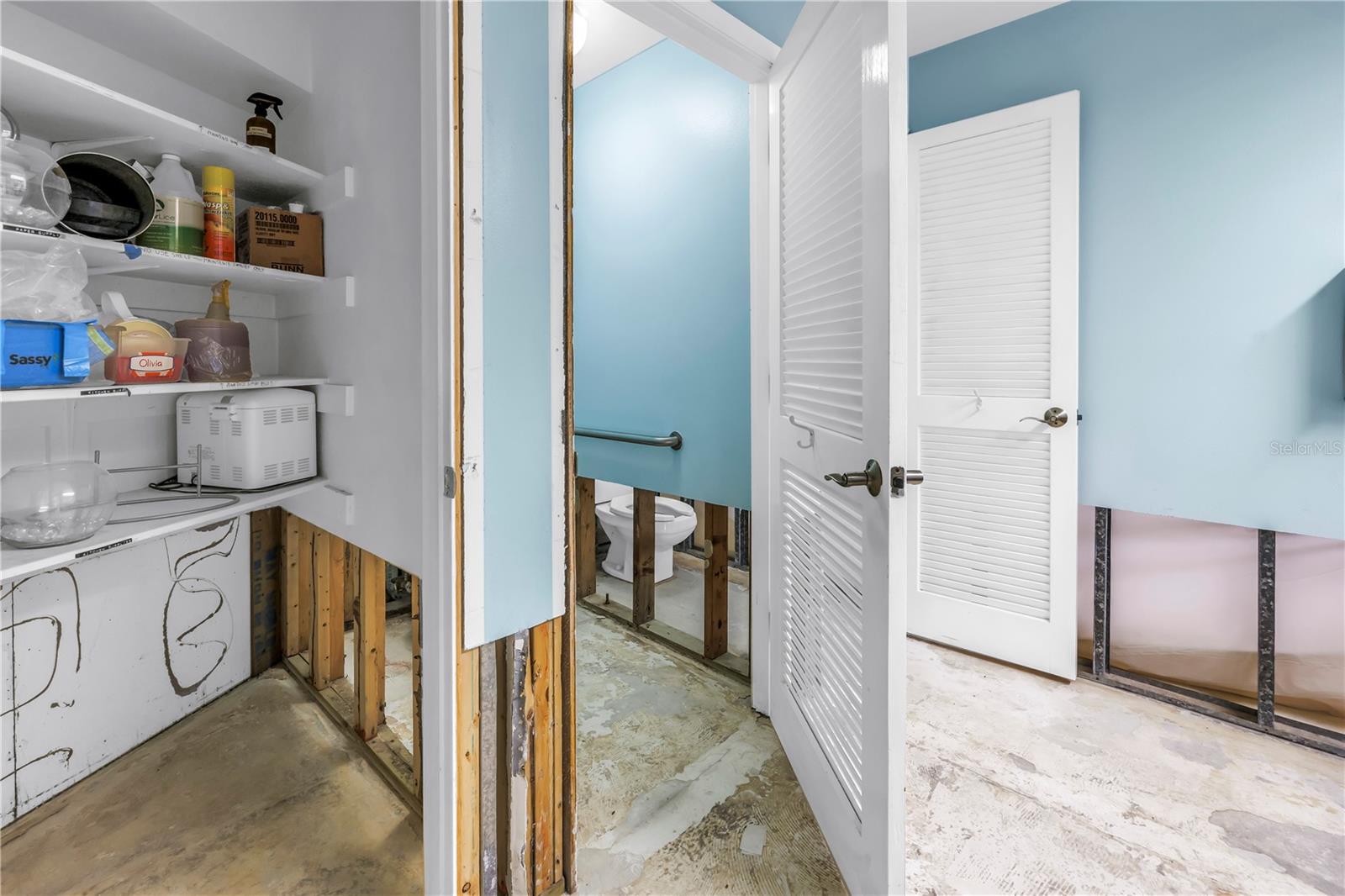 6608 MARINA DR, HOLMES BEACH, FL — photo 48