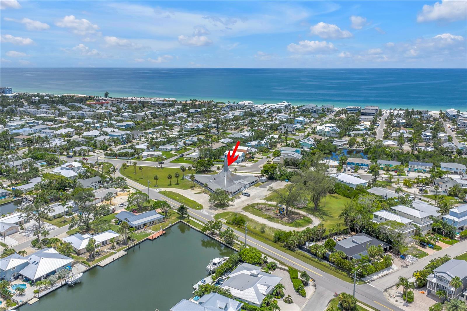 6608 MARINA DR, HOLMES BEACH, FL — photo 56
