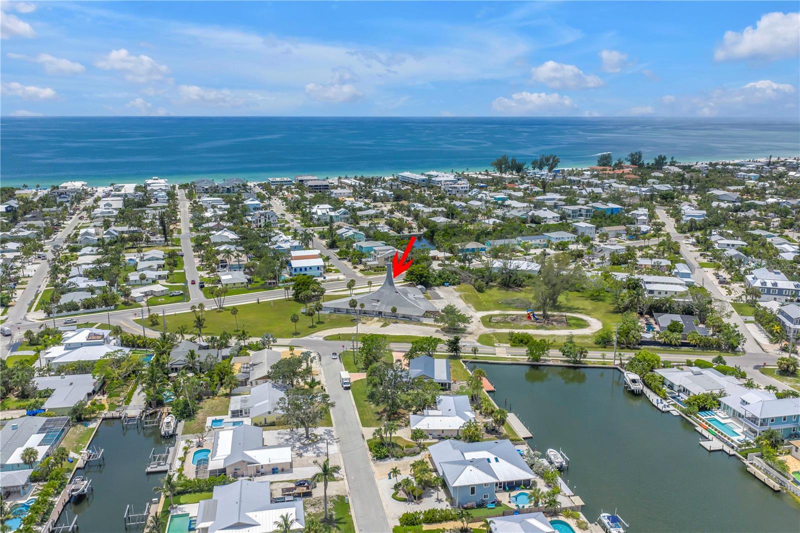 6608 MARINA DR, HOLMES BEACH, FL — photo 57