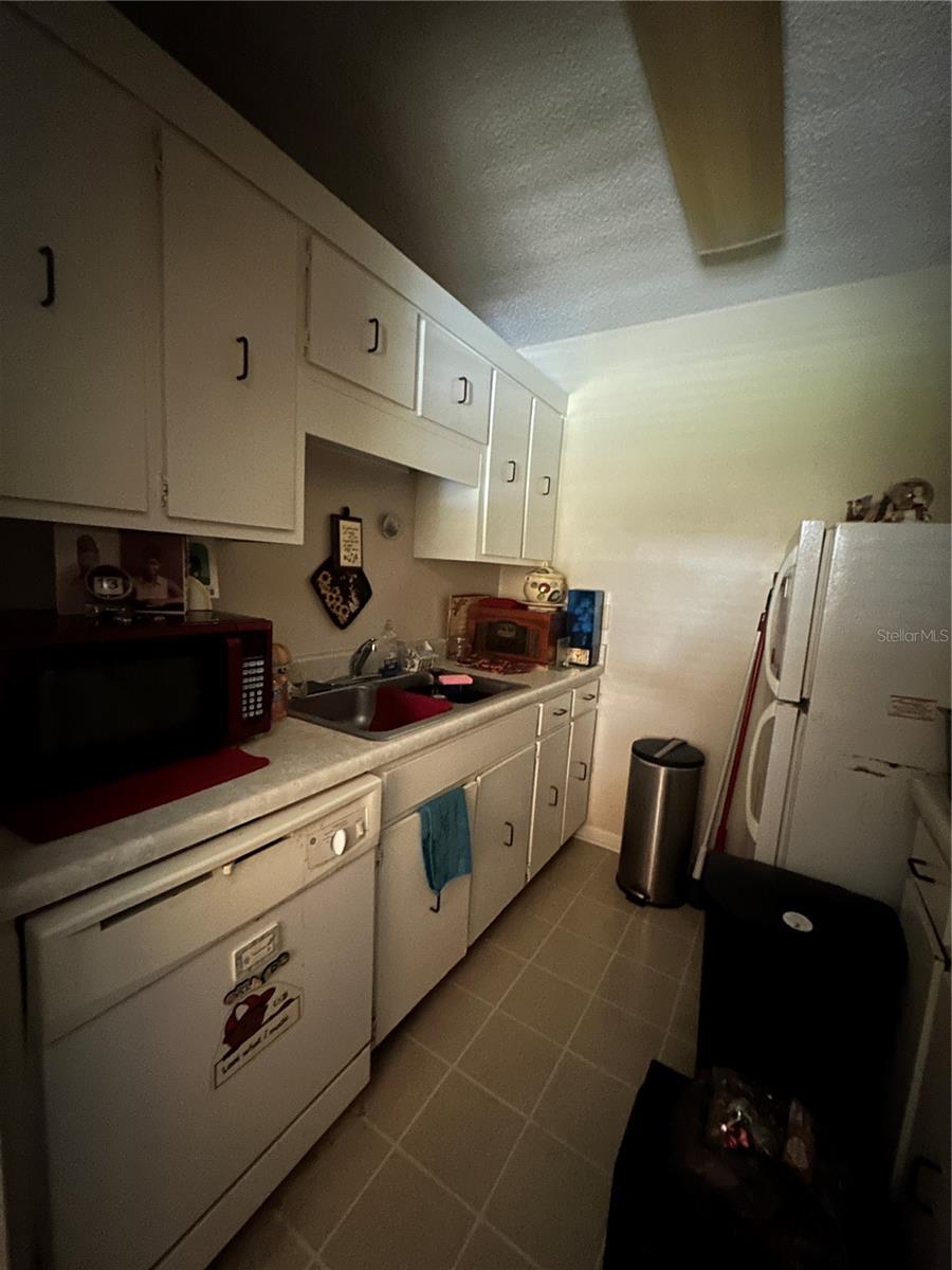 2417 NE 6TH ST #8, OCALA, FL — photo 46