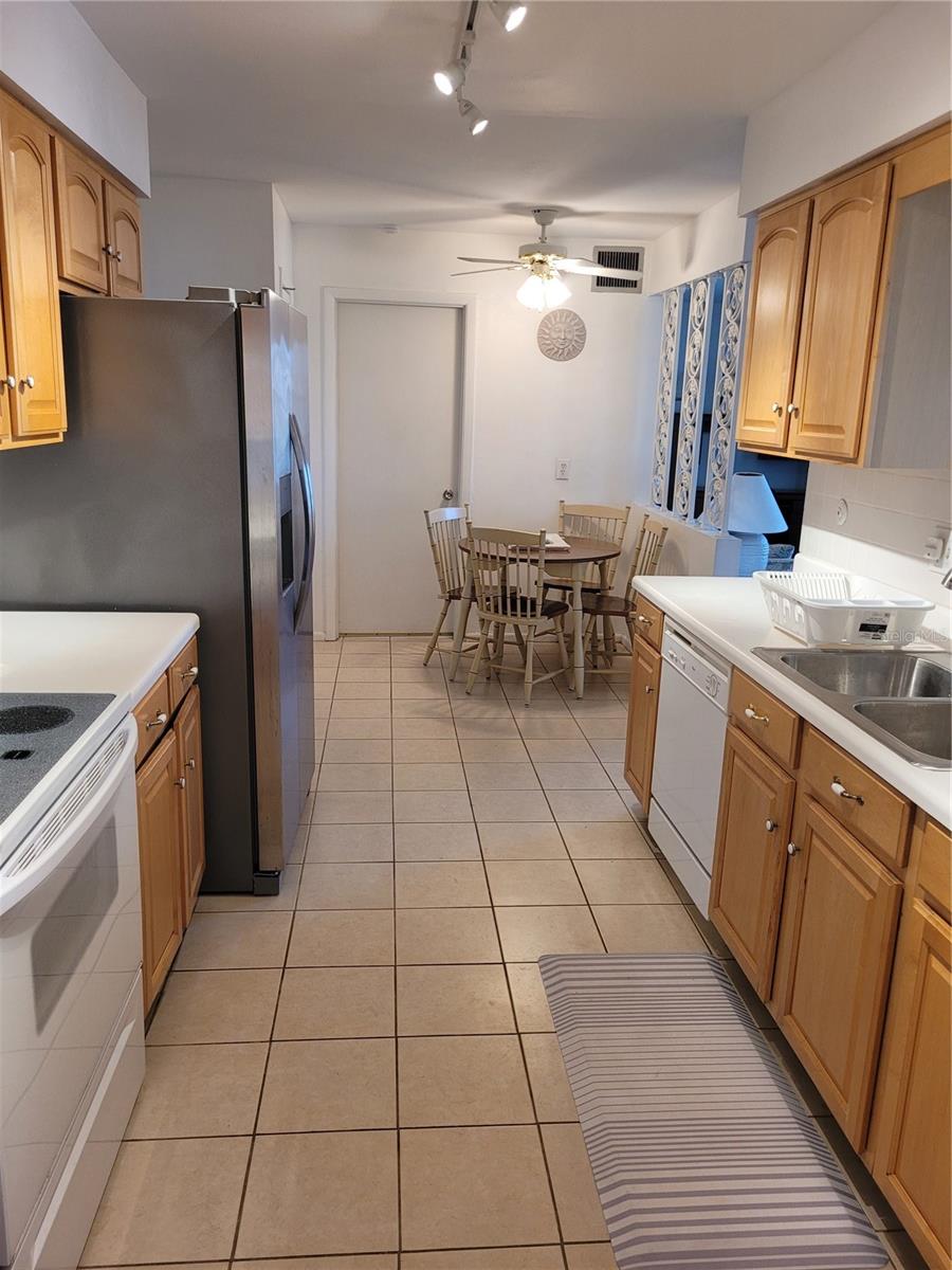 1408 NASHUA CIR, SUN CITY CENTER, FL — photo 13
