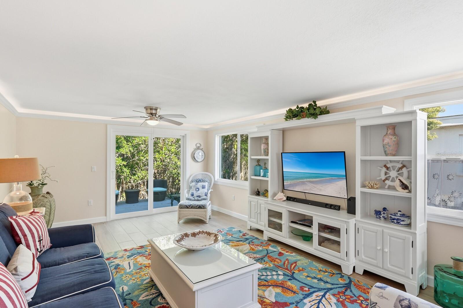 573 SPANISH DR N, LONGBOAT KEY, FL — photo 9