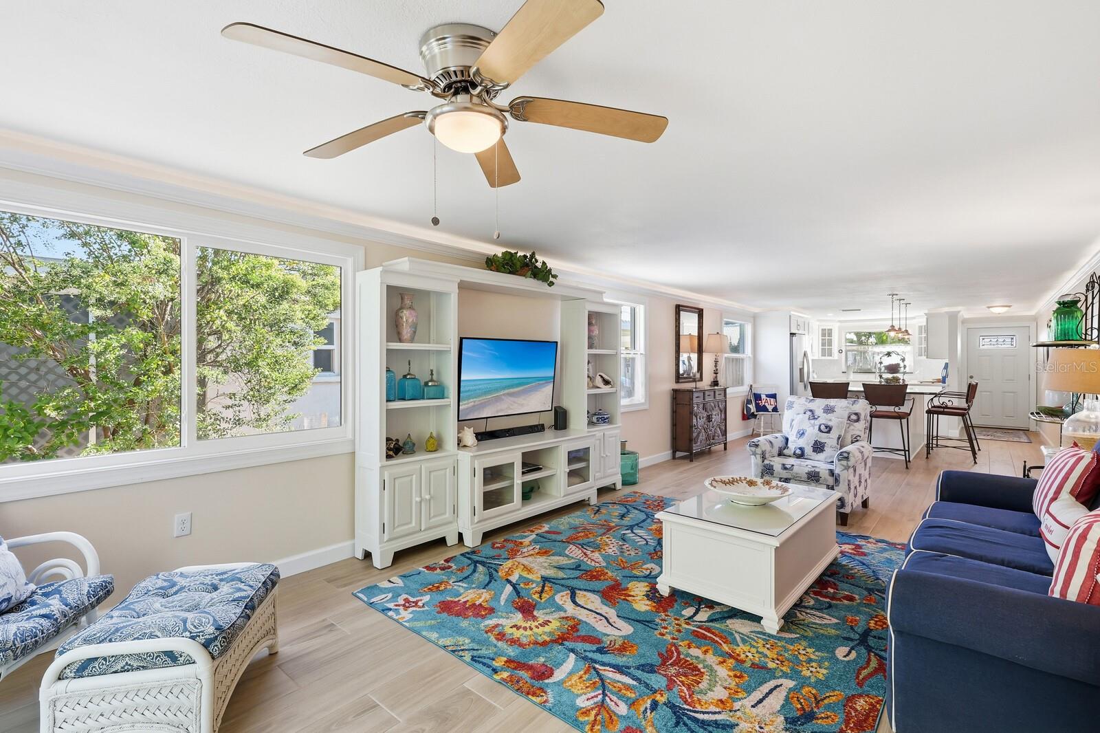 573 SPANISH DR N, LONGBOAT KEY, FL — photo 10
