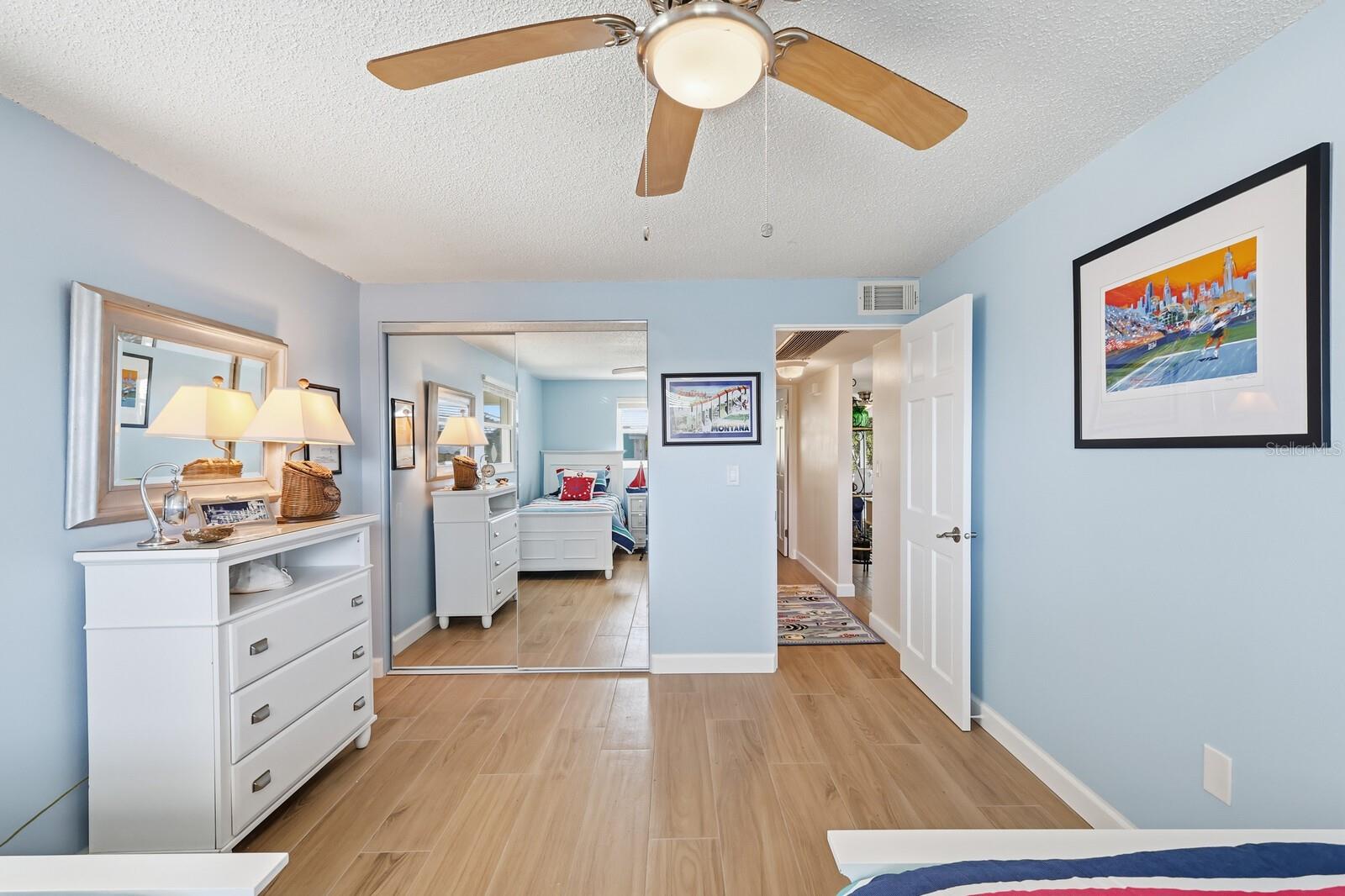 573 SPANISH DR N, LONGBOAT KEY, FL — photo 12