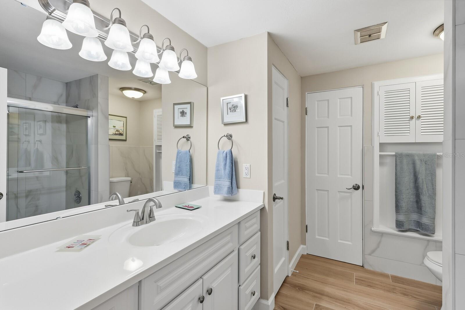 573 SPANISH DR N, LONGBOAT KEY, FL — photo 13
