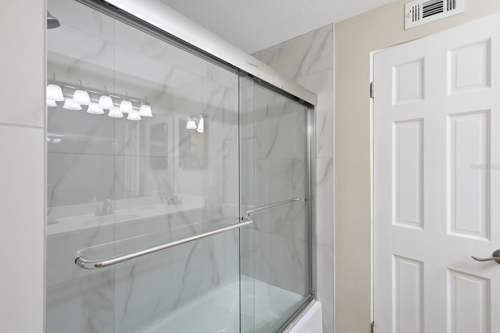 573 SPANISH DR N, LONGBOAT KEY, FL — photo 14