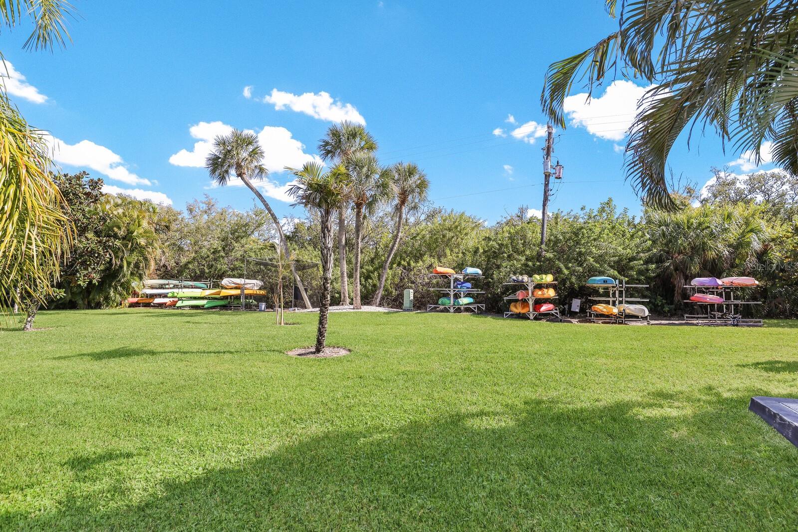 573 SPANISH DR N, LONGBOAT KEY, FL — photo 27